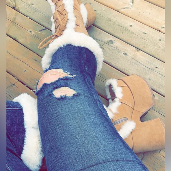 Meet your Posher, Lauren - Picture 2 of 11